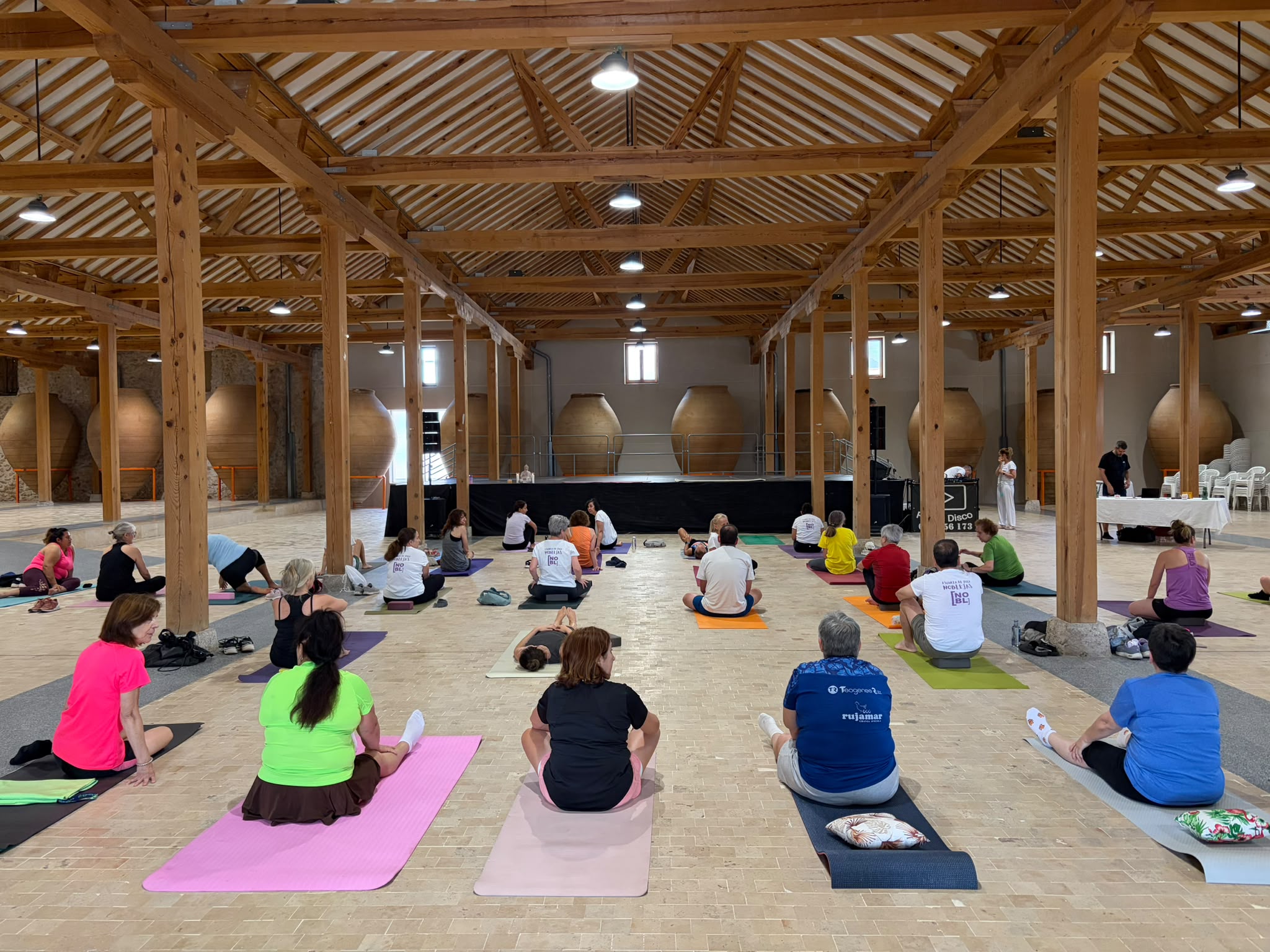yoga noblejas (8) yoga noblejas (8)