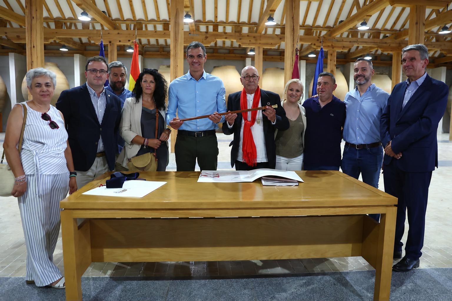portada presidente noblejas ojos abiertos