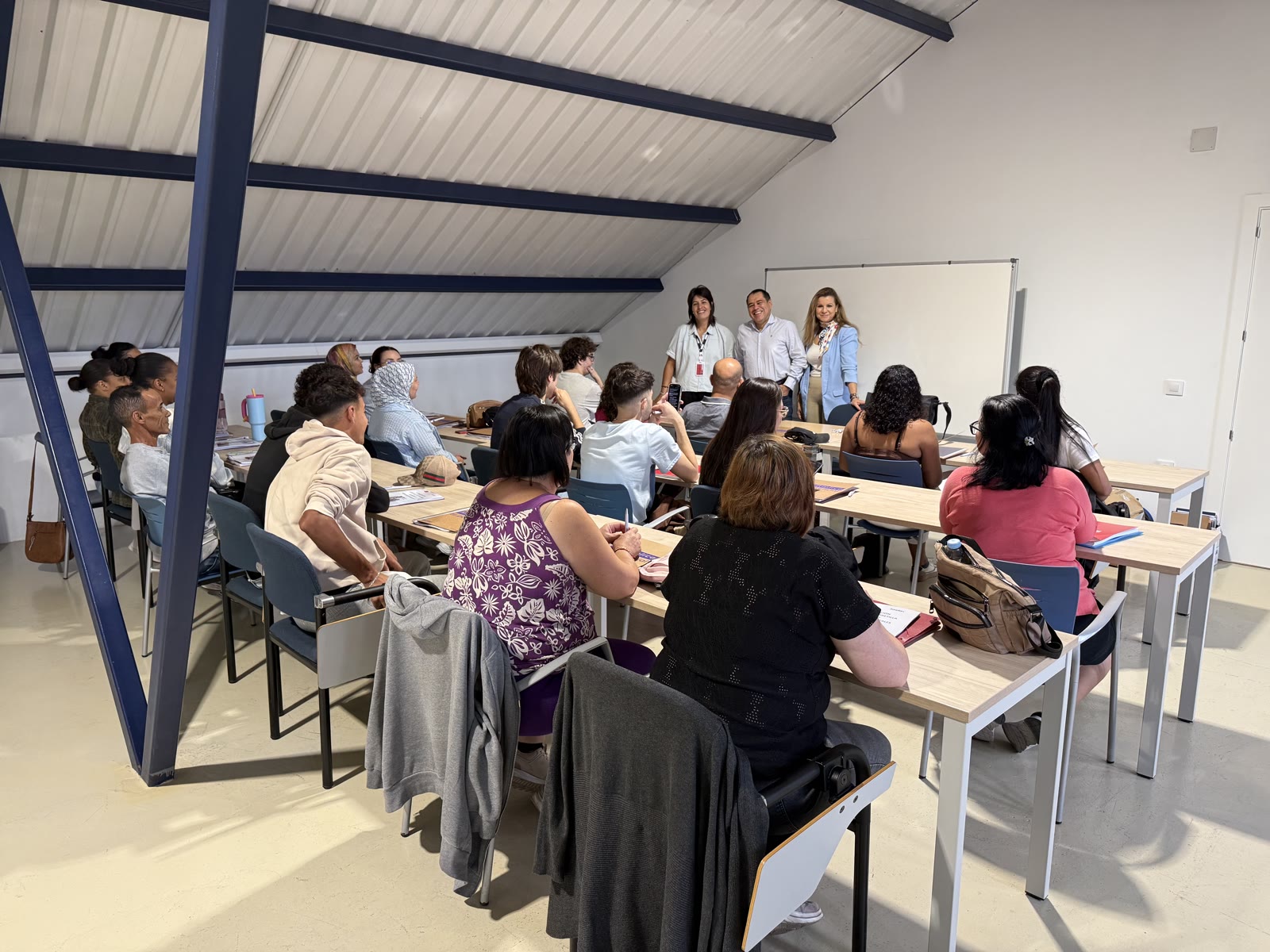 Participantes en el curso de operaciones logísticas en Noblejas durante una sesión formativa